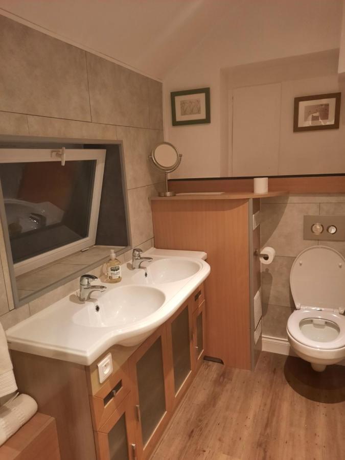 Chambre D'Hotes Le Puits Darcy 몽세우레마인즈 외부 사진