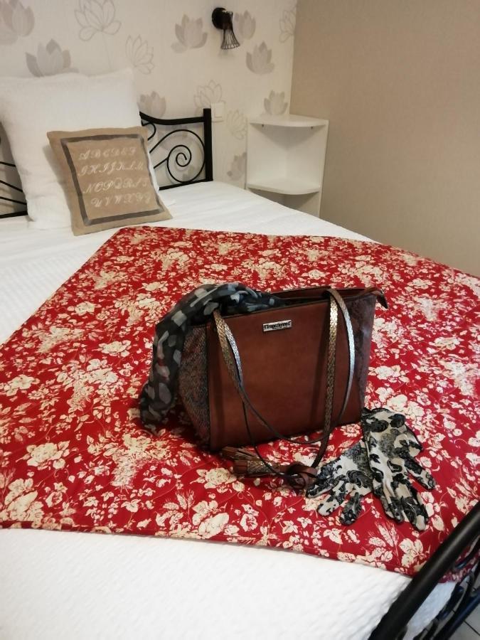 Chambre D'Hotes Le Puits Darcy 몽세우레마인즈 외부 사진